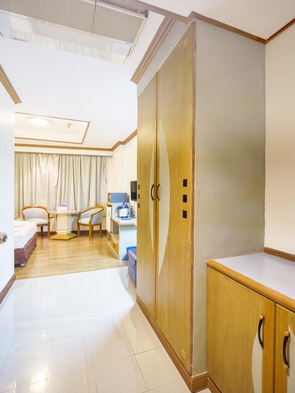 Bavana Hotel Bangkok Extérieur photo