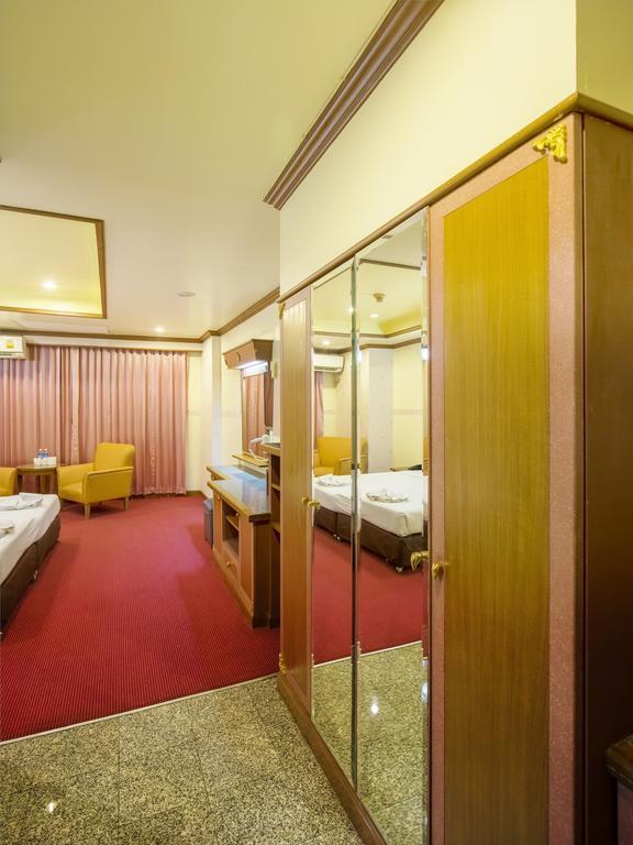 Bavana Hotel Bangkok Extérieur photo