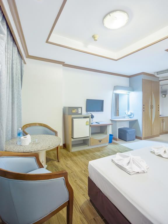 Bavana Hotel Bangkok Extérieur photo